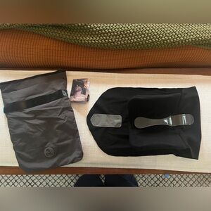 Trtl Travel Pillow - Black and Gray